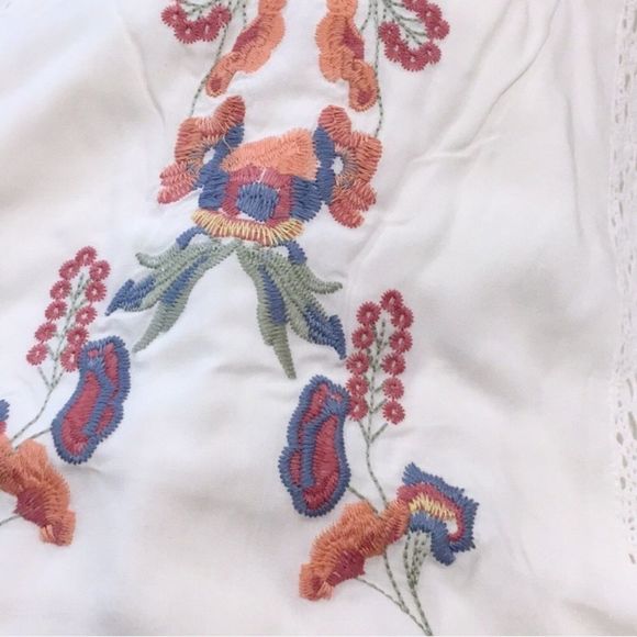 White Embroidered Crochet Accent Embroidered Floral Sun Dress Coverup - Picture 7 of 12